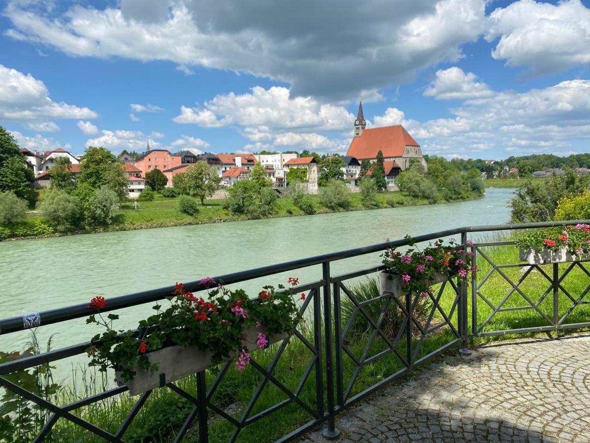 Ferienwohnung An Der Idyllischen Salzachschleife Naehe Salzburg 라우펜 외부 사진