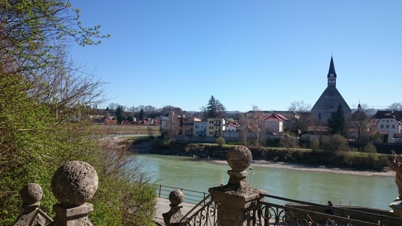 Ferienwohnung An Der Idyllischen Salzachschleife Naehe Salzburg 라우펜 외부 사진