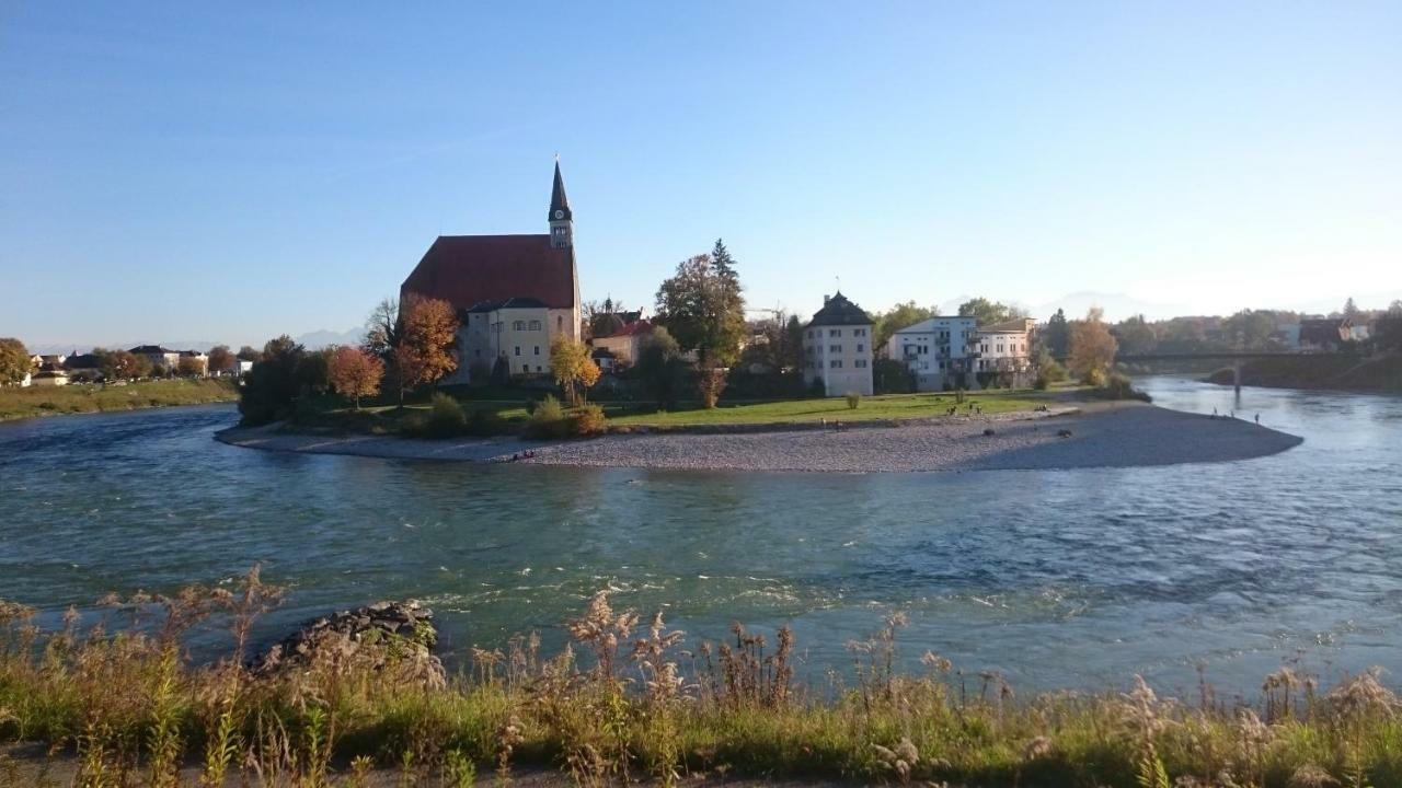 Ferienwohnung An Der Idyllischen Salzachschleife Naehe Salzburg 라우펜 외부 사진